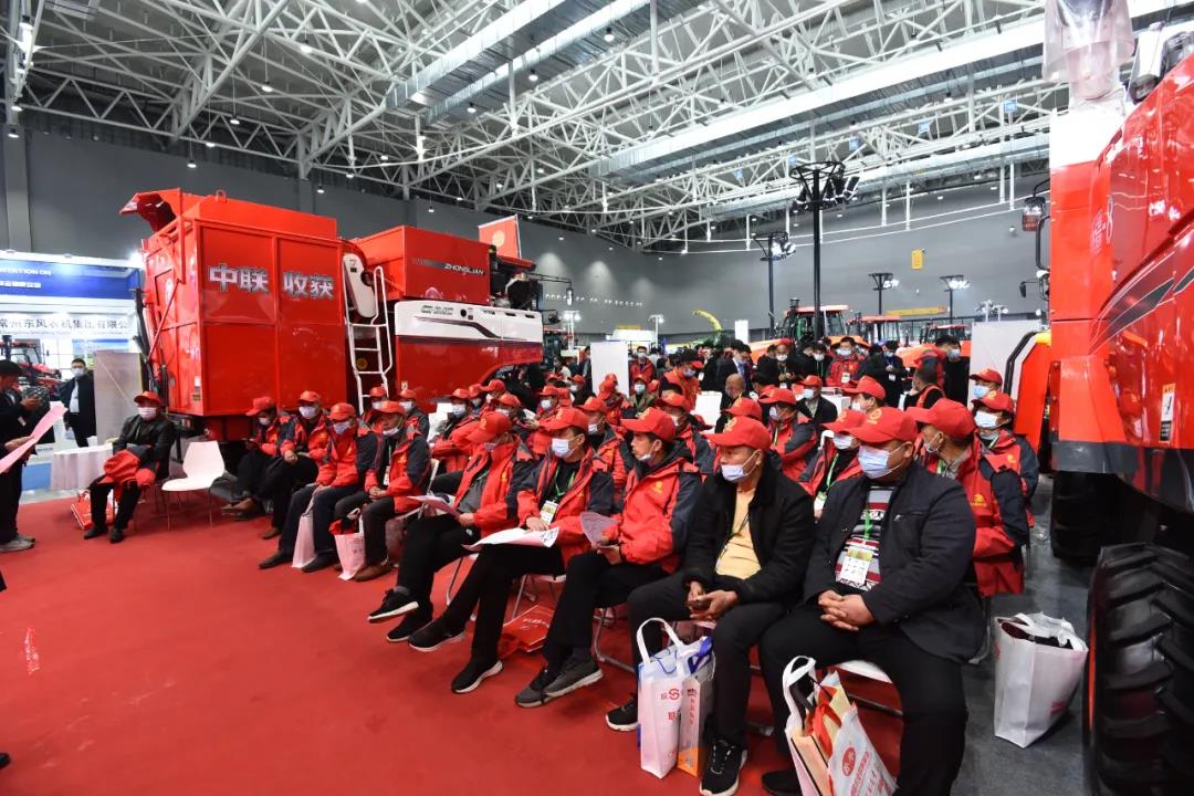 成立用户俱乐部,这个春季展郑州中联又搞出了“大事情”!